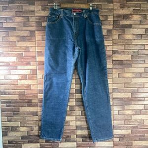 Womens EUC Levi’s 550 Classic Relaxed Stretch Tapered Leg Medium Wash Size 10